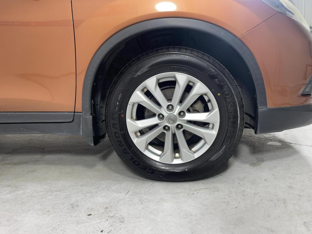 Photo '9' of Nissan X-Trail