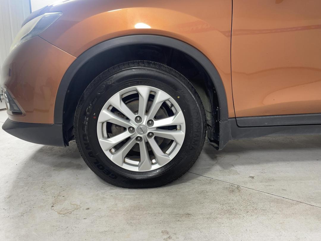 Photo '10' of Nissan X-Trail