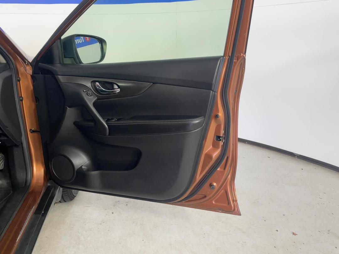 Photo '15' of Nissan X-Trail