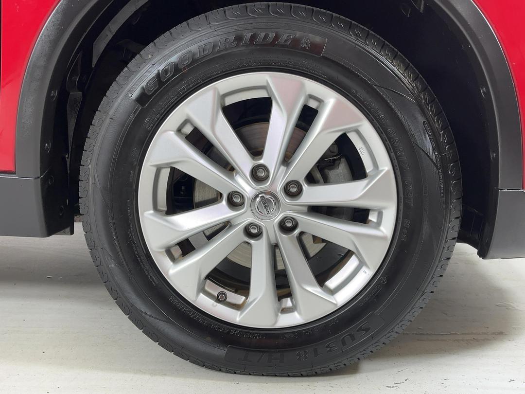 Photo '9' of Nissan X-Trail