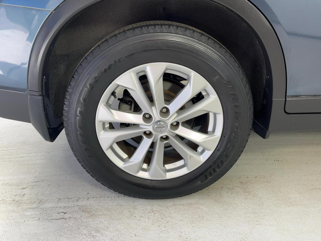 Photo '12' of Nissan X-Trail