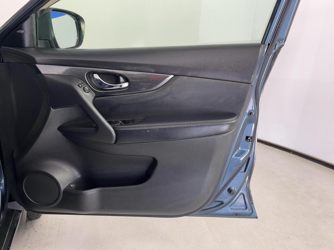 Photo '15' of Nissan X-Trail