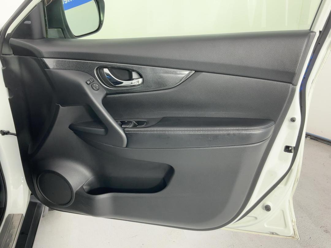 Photo '15' of Nissan X-Trail