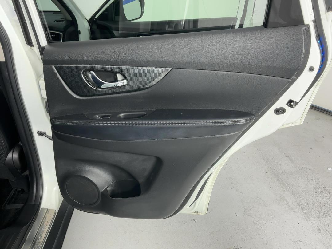 Photo '19' of Nissan X-Trail