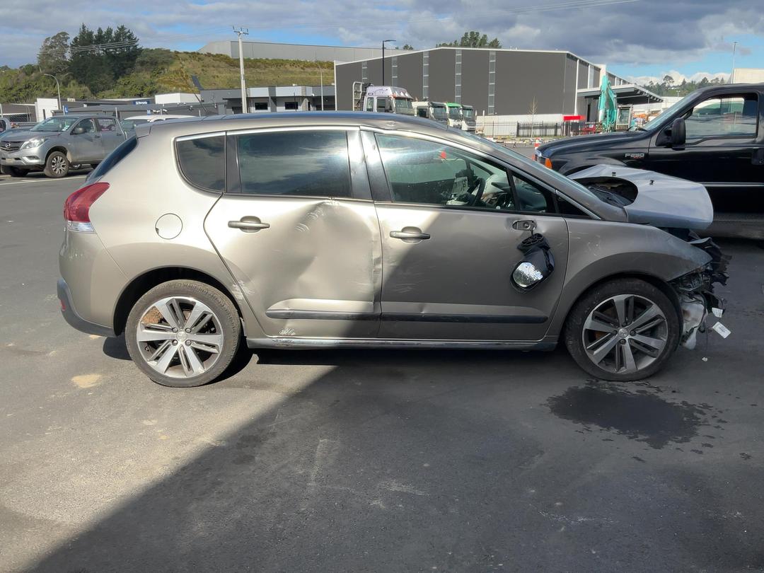 Photo '9' of Peugeot 3008 Allure Photo '9' of Peugeot 3008 Allure