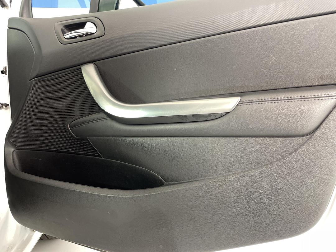 Photo '15' of Peugeot 308