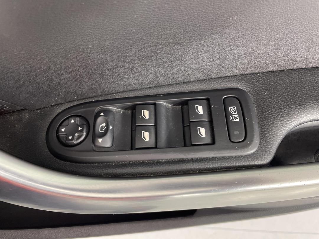 Photo '24' of Peugeot 308