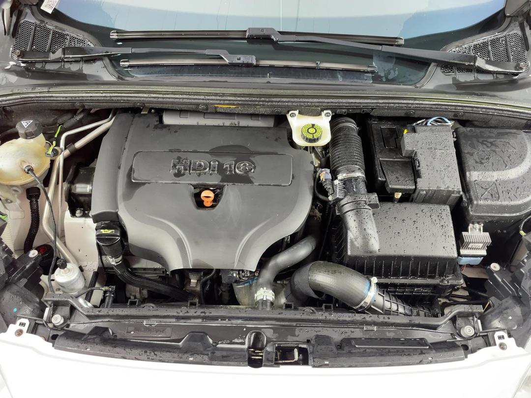 Photo '13' of Peugeot 308