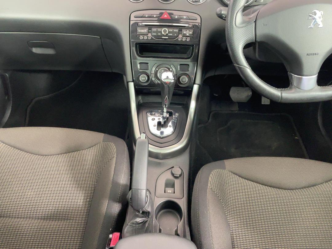 Photo '18' of Peugeot 308
