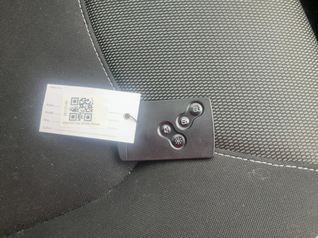 Photo '16' of Renault Clio Expression