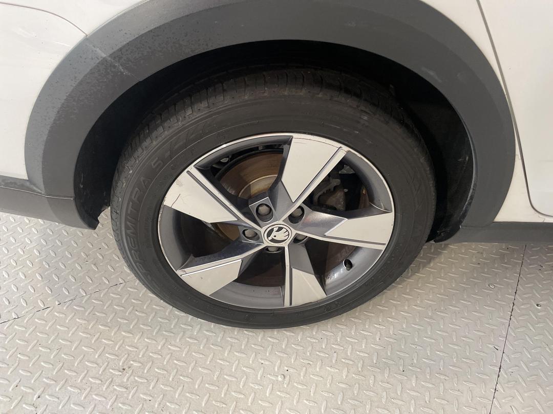 Photo '12' of Skoda Octavia