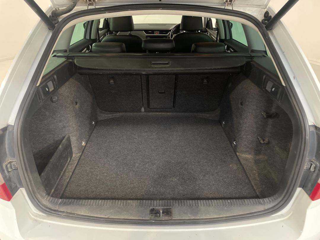 Photo '14' of Skoda Octavia