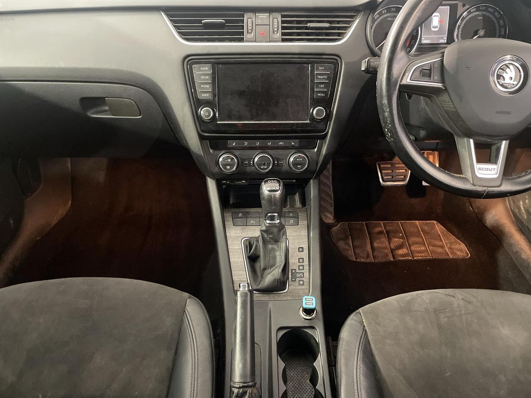 Photo '18' of Skoda Octavia