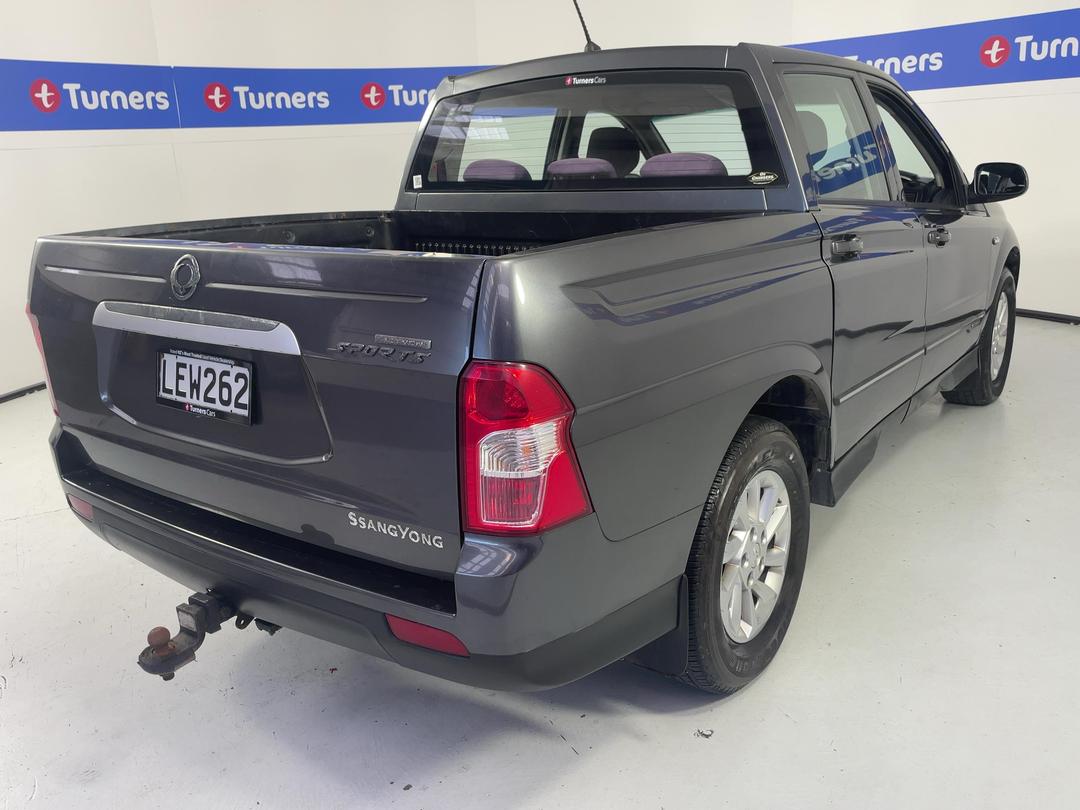 Photo '7' of Ssangyong Actyon Sport