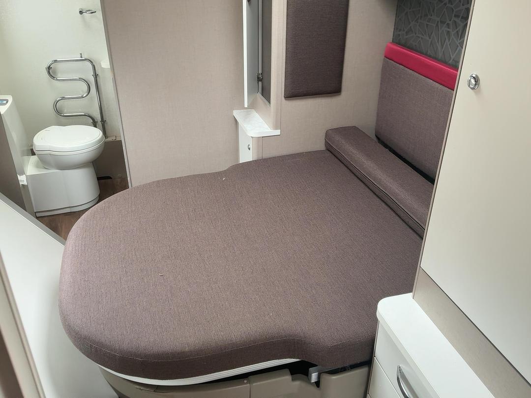 Photo '24' of Sterling Eccles SE Caravan - Tandem