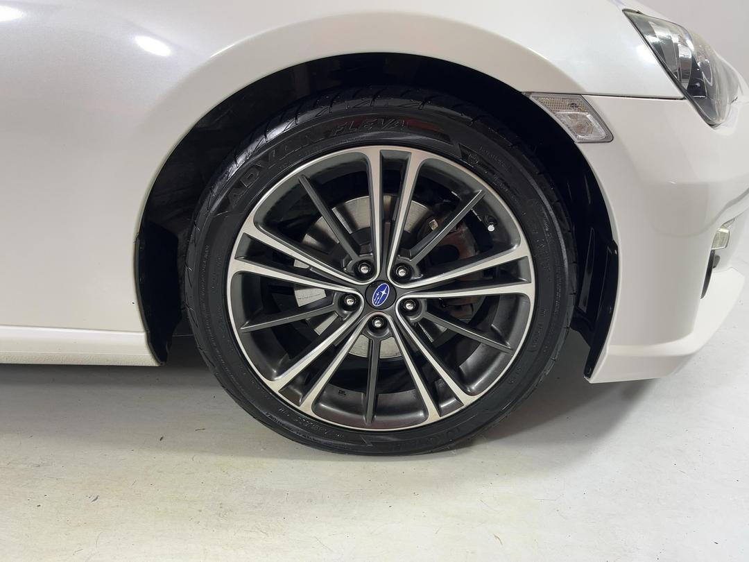 Photo '9' of Subaru BRZ