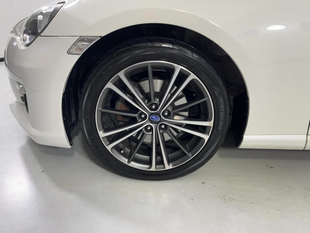 Photo '10' of Subaru BRZ