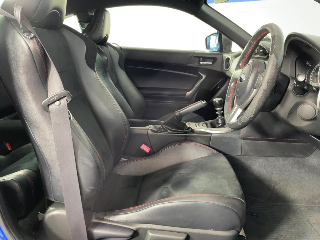 Photo '16' of Subaru BRZ