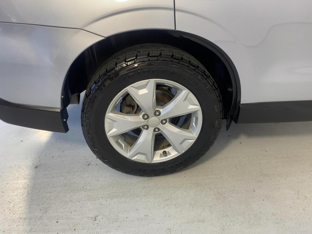 Photo '12' of Subaru Forester