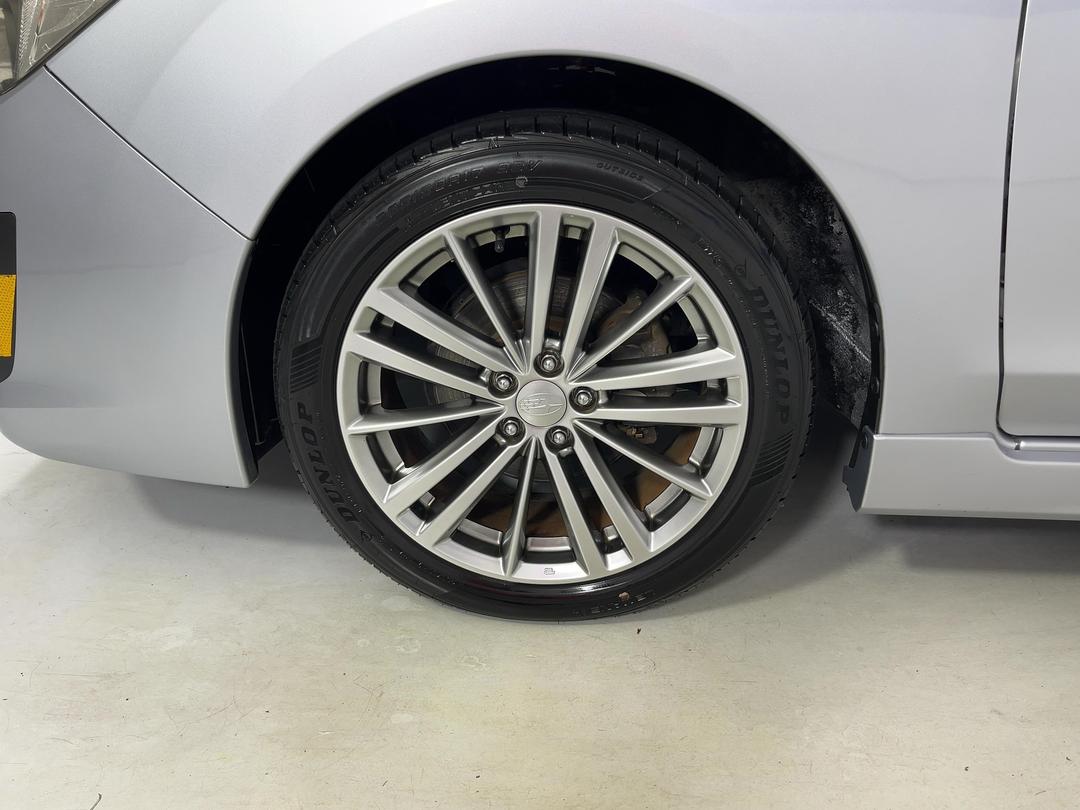 Photo '10' of Subaru Impreza