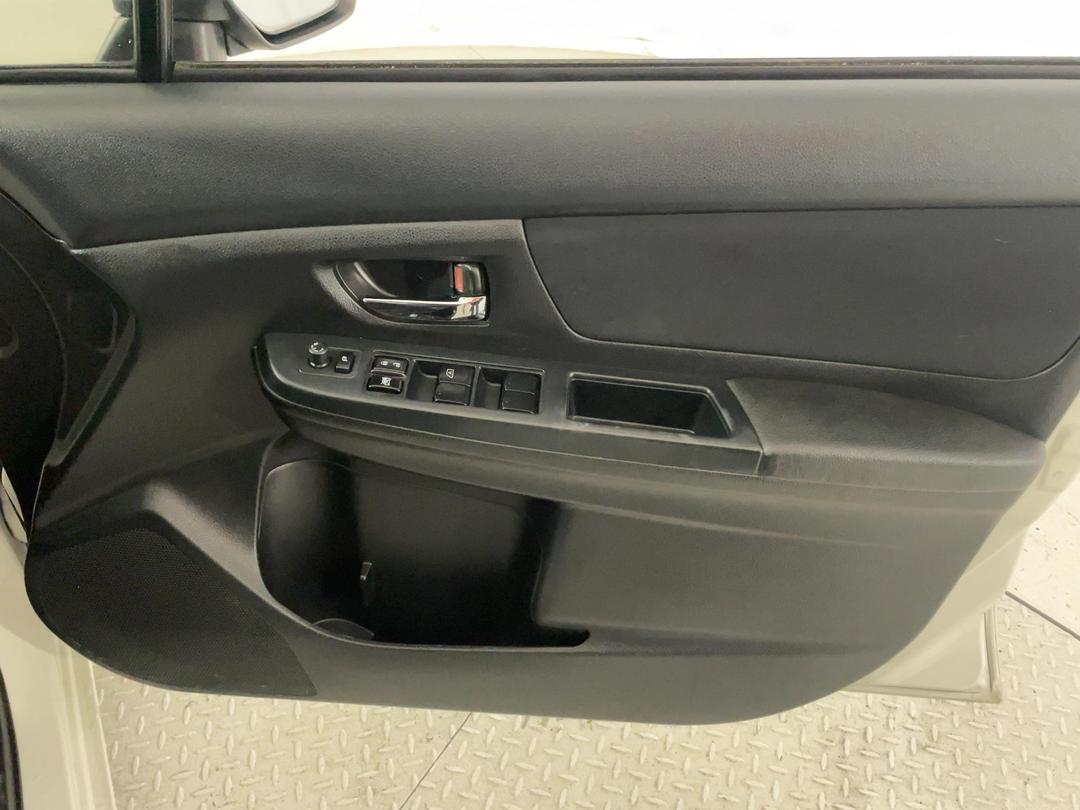 Photo '15' of Subaru Impreza