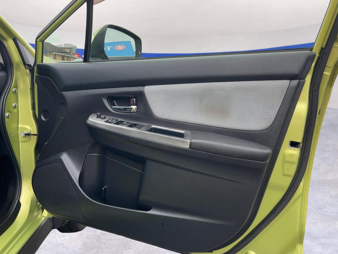Photo '15' of Subaru Impreza