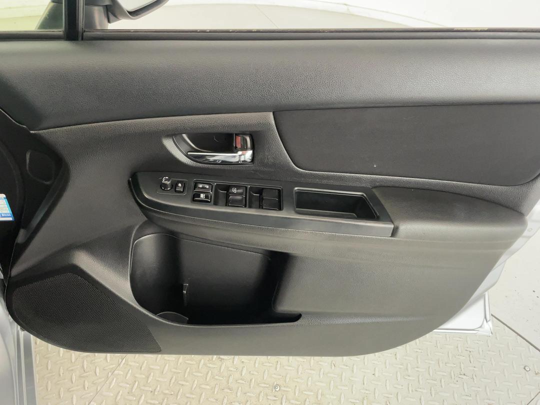 Photo '15' of Subaru Impreza