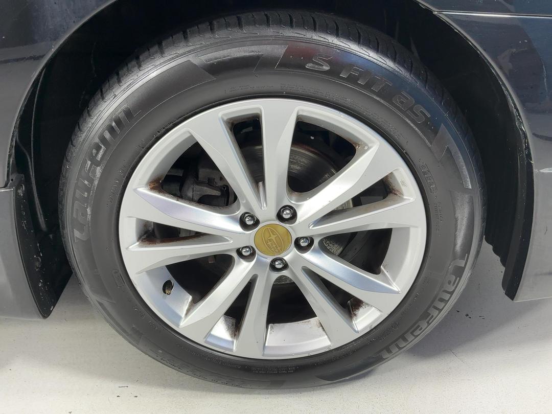 Photo '9' of Subaru Legacy