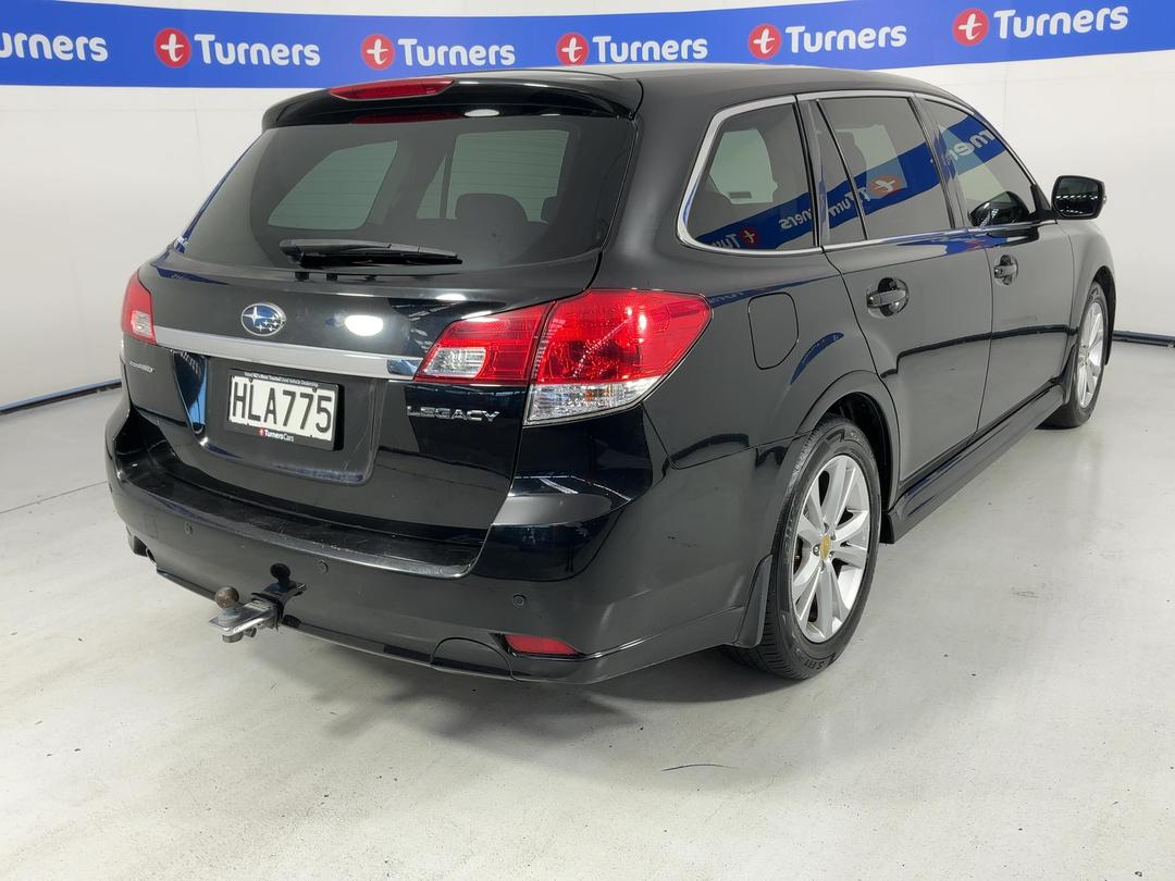Photo '7' of Subaru Legacy