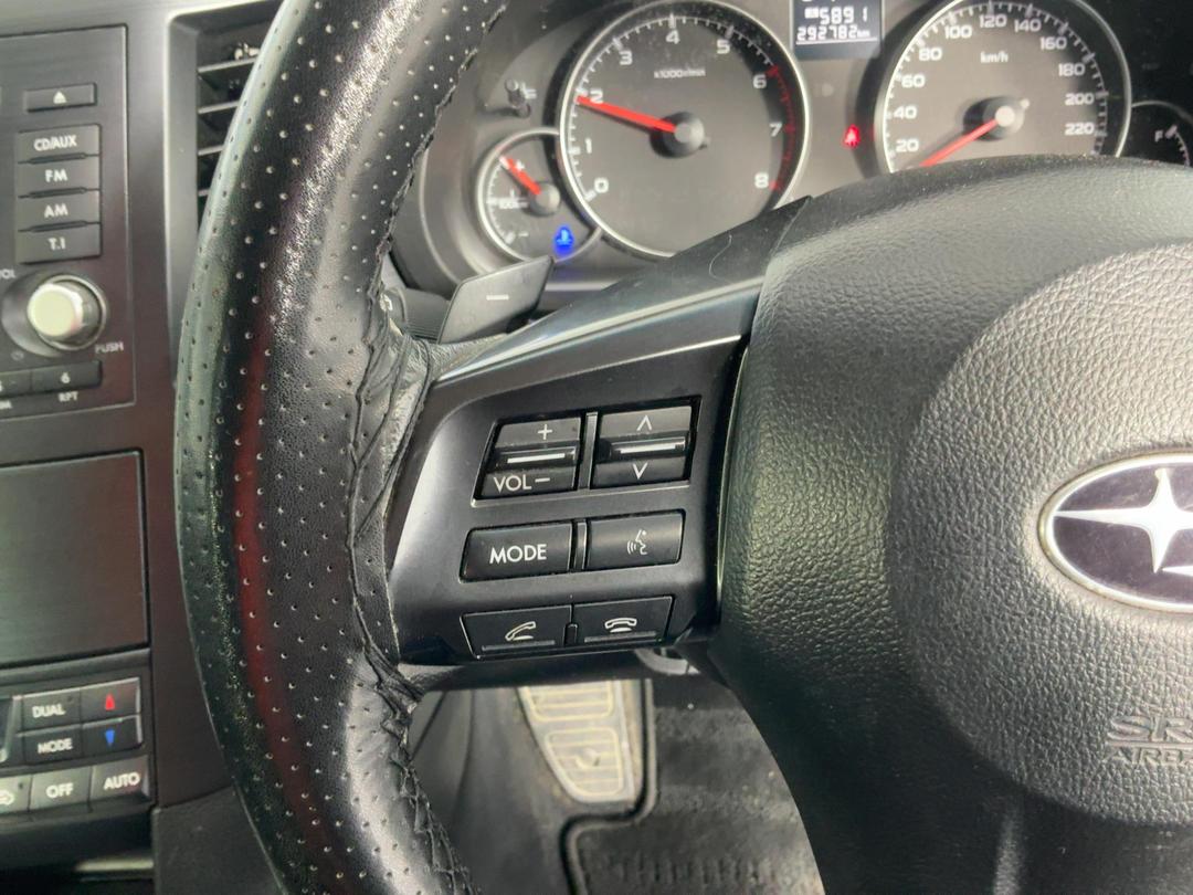 Photo '23' of Subaru Legacy