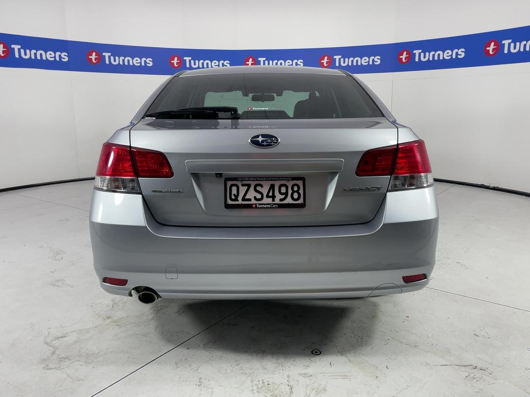 Photo '6' of Subaru Legacy