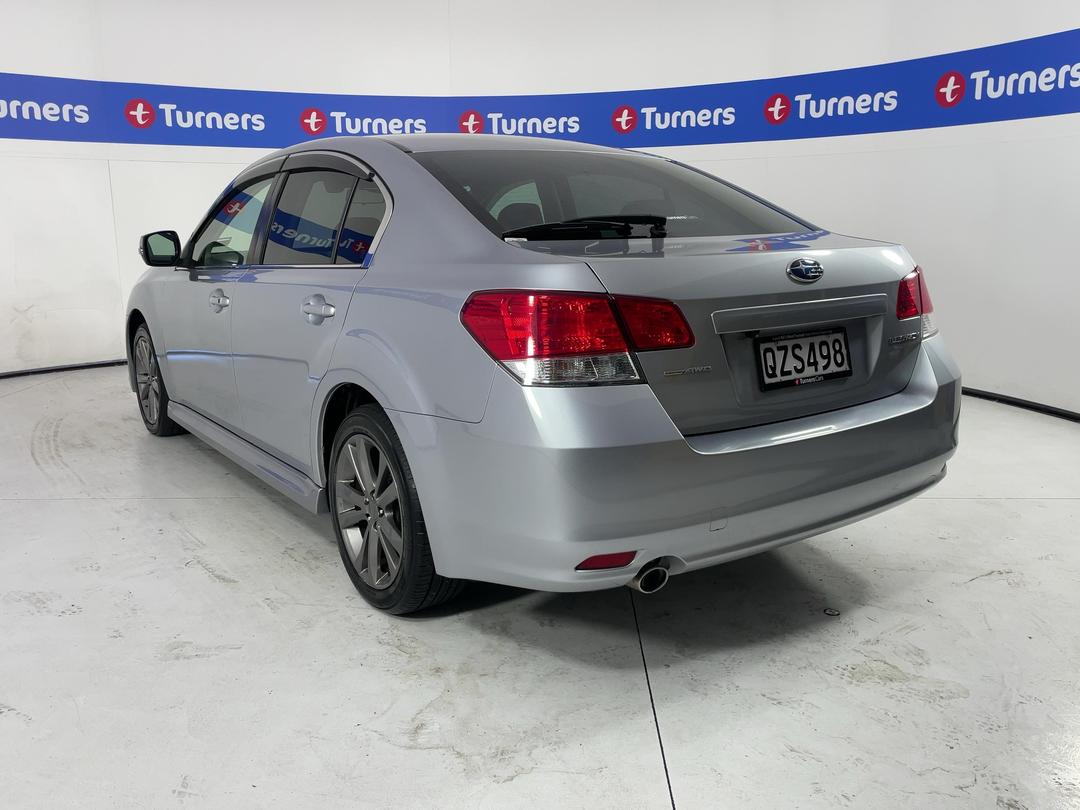 Photo '5' of Subaru Legacy