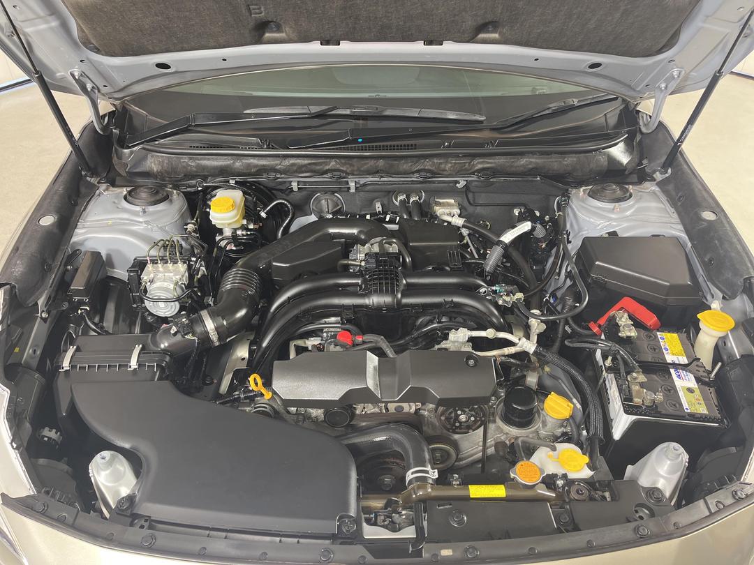 Photo '13' of Subaru Outback