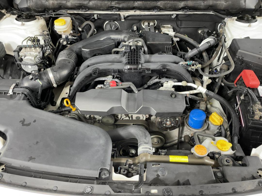 Photo '13' of Subaru Outback