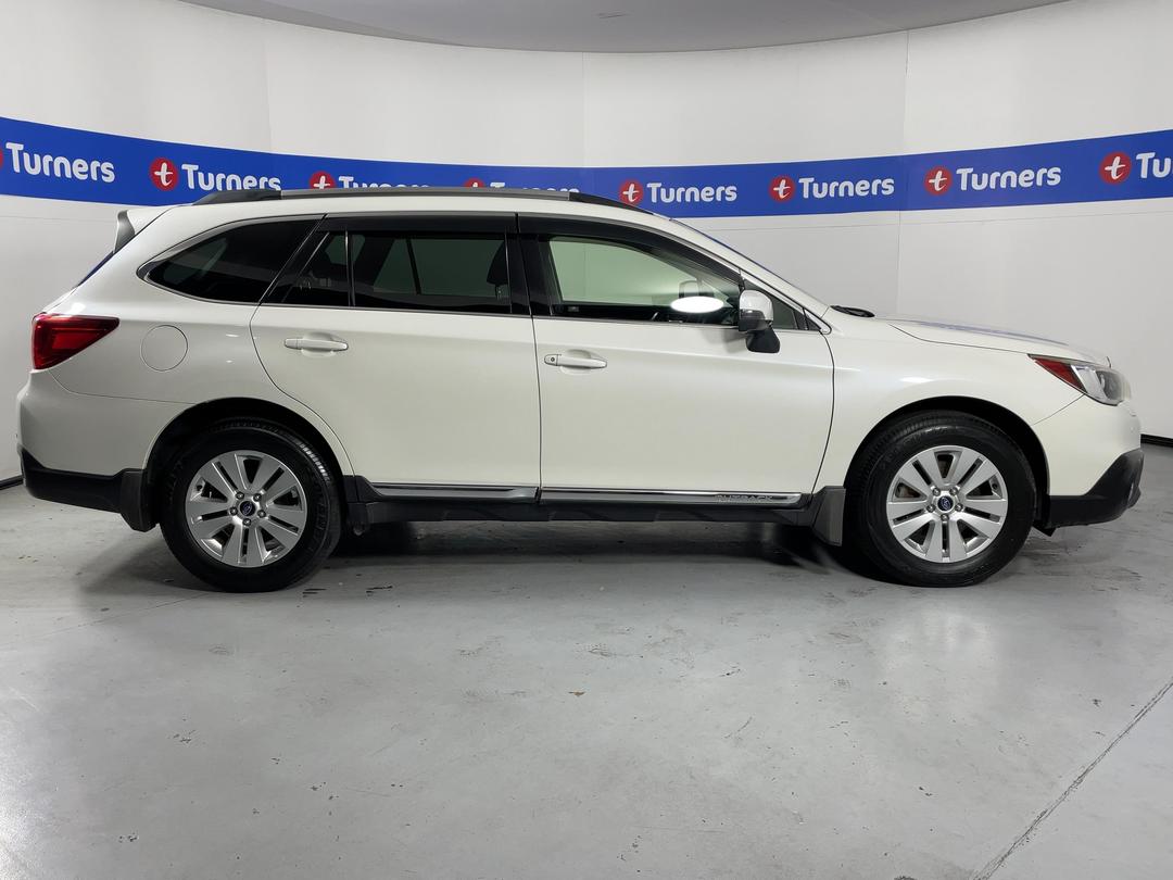 Photo '23' of Subaru Outback