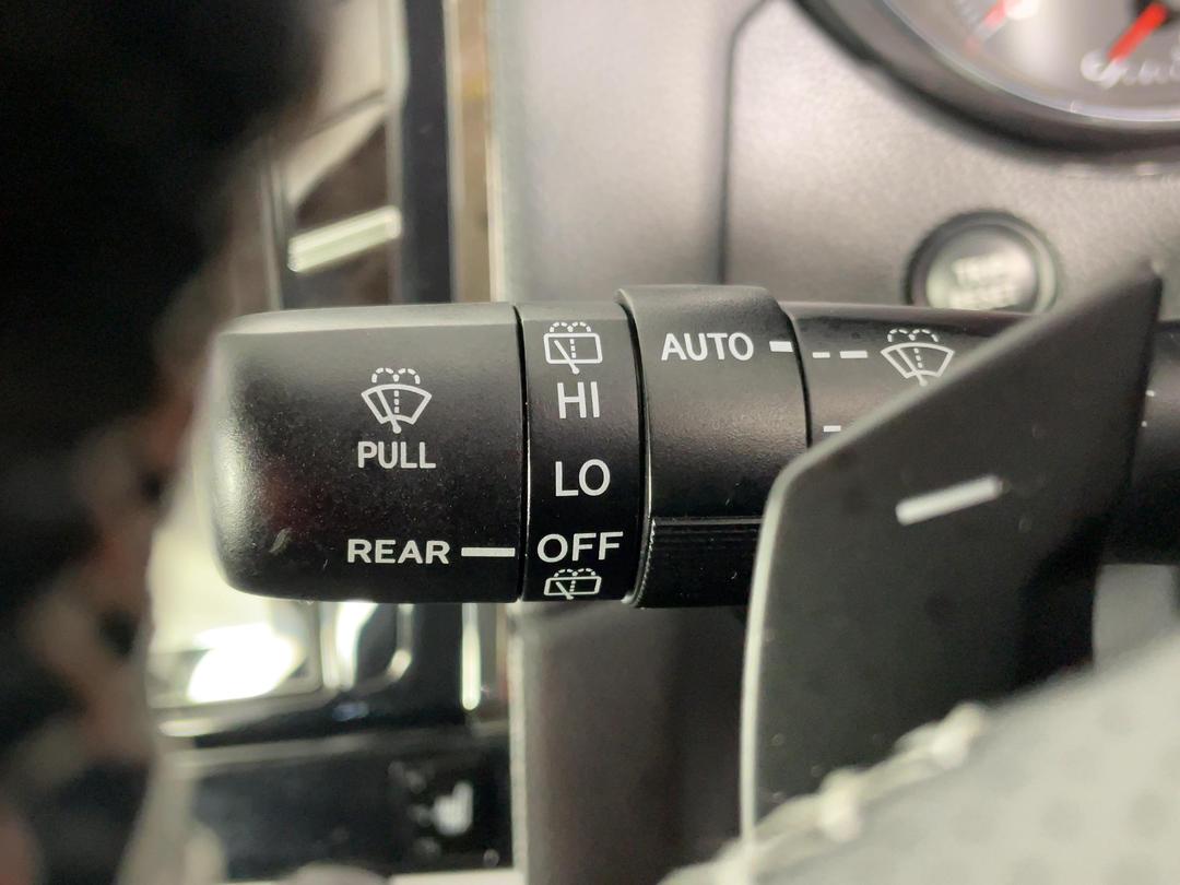 Photo '28' of Subaru Outback