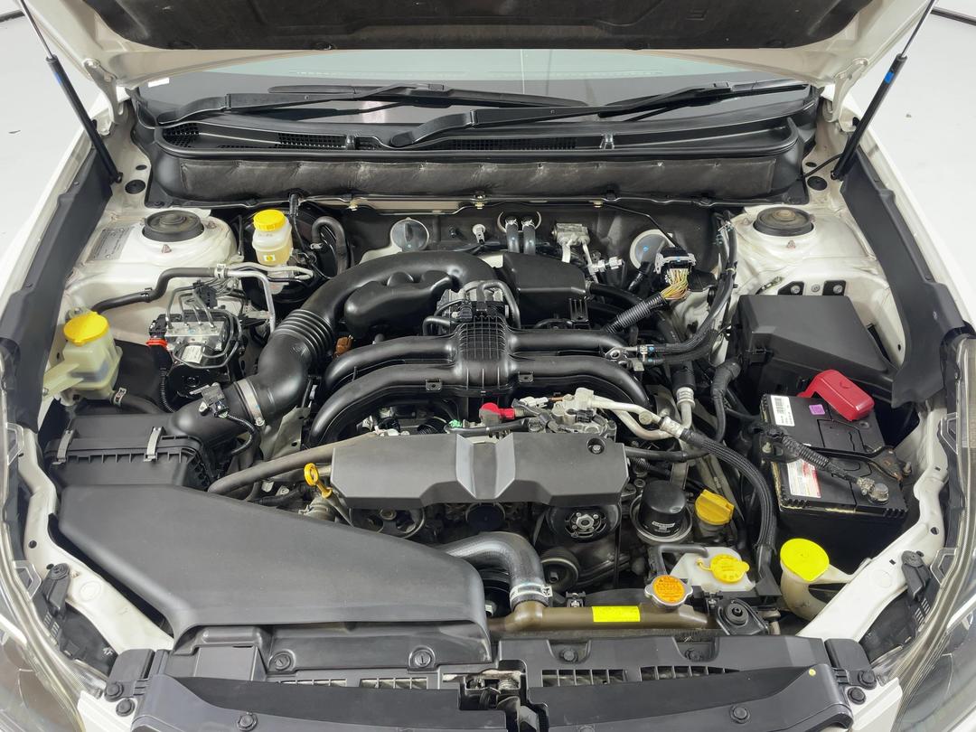 Photo '13' of Subaru Outback