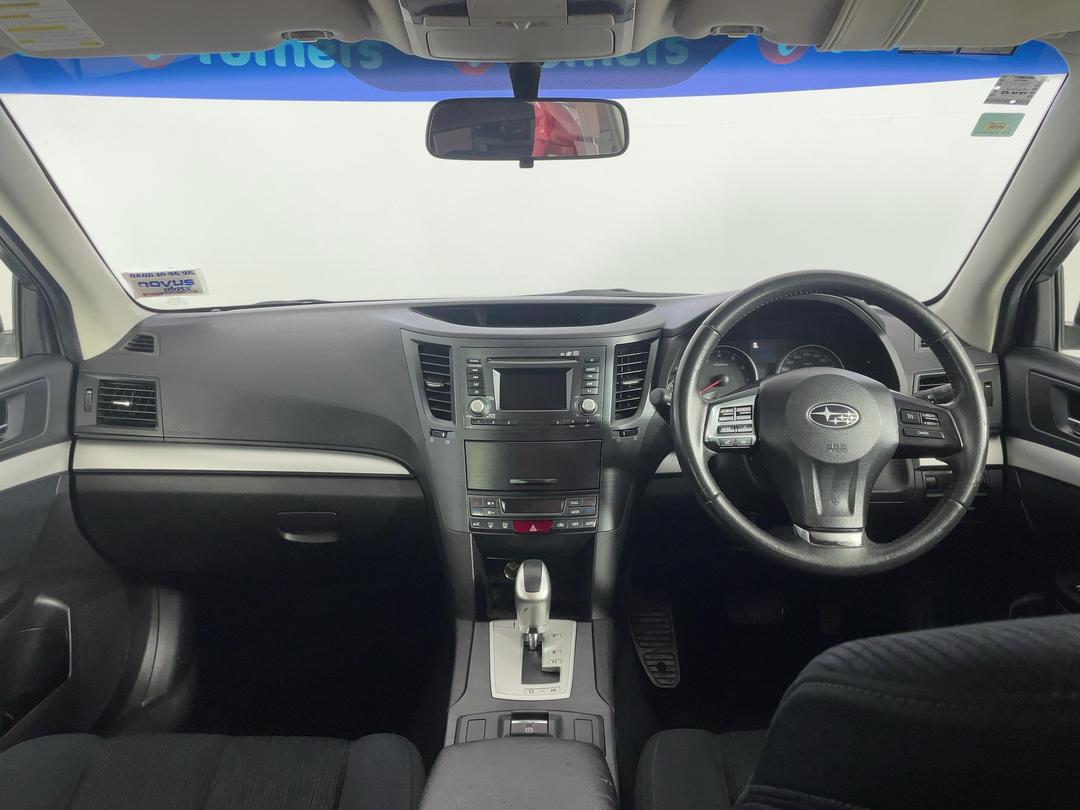 Photo '17' of Subaru Outback