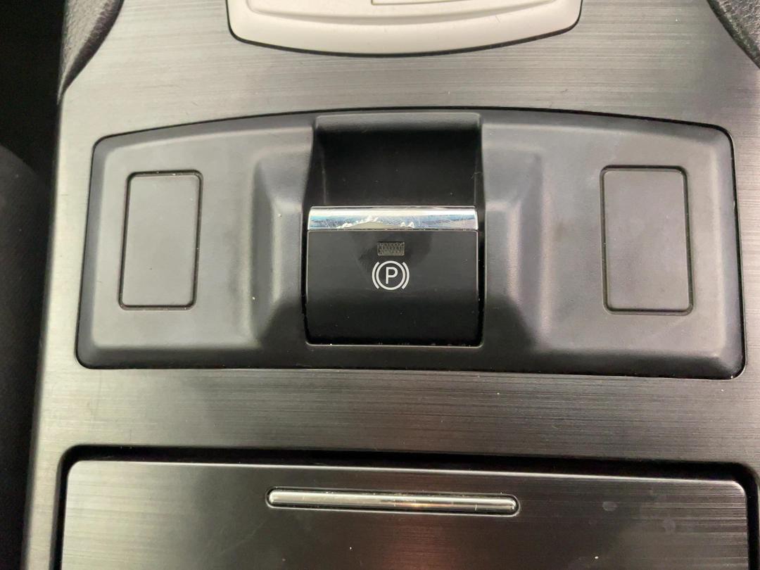 Photo '28' of Subaru Outback