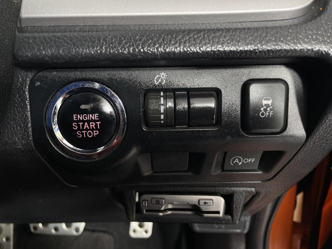 Photo '24' of Subaru XV