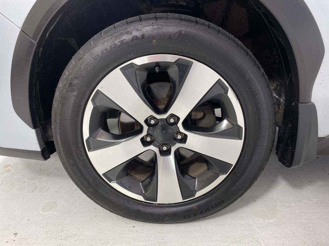 Photo '10' of Subaru XV
