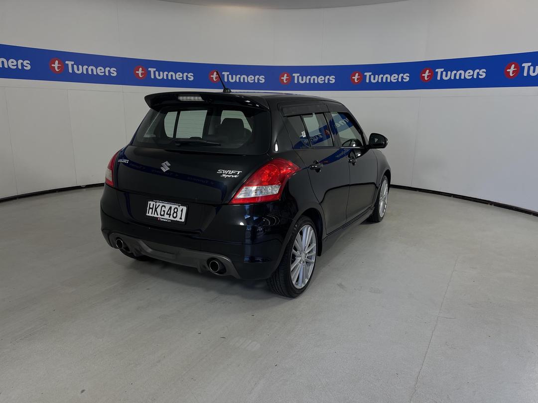 Photo '7' of Suzuki Swift