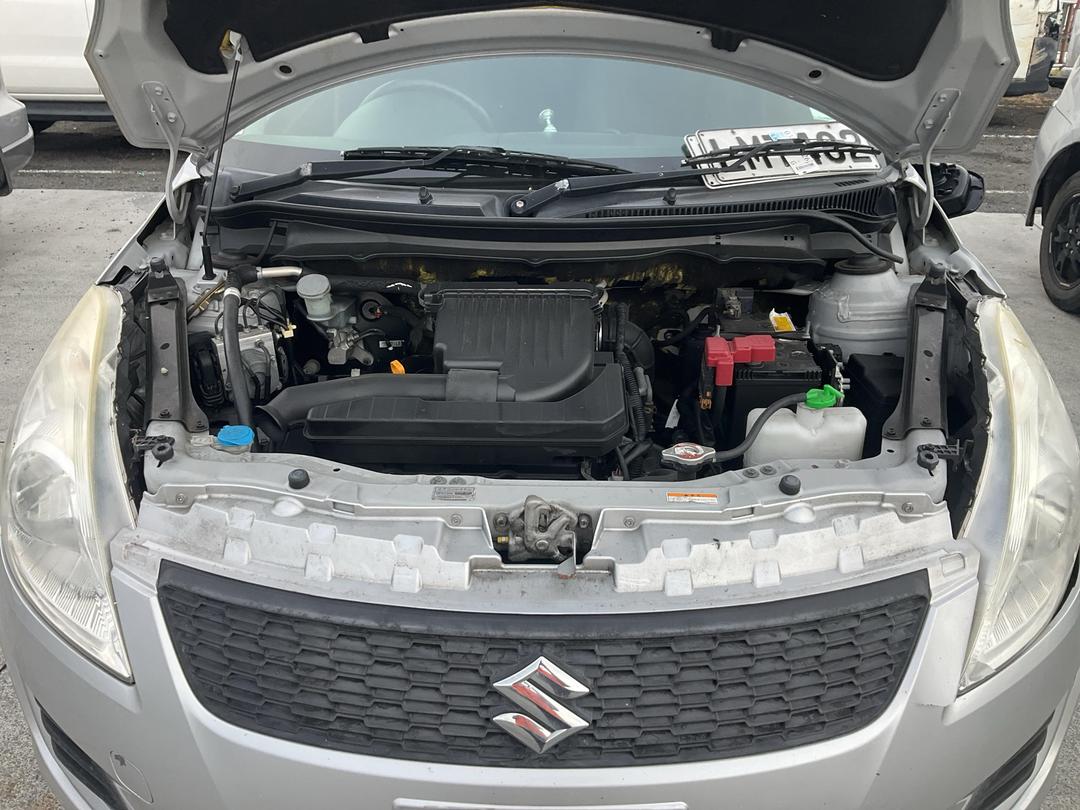 Photo '20' of Suzuki Swift