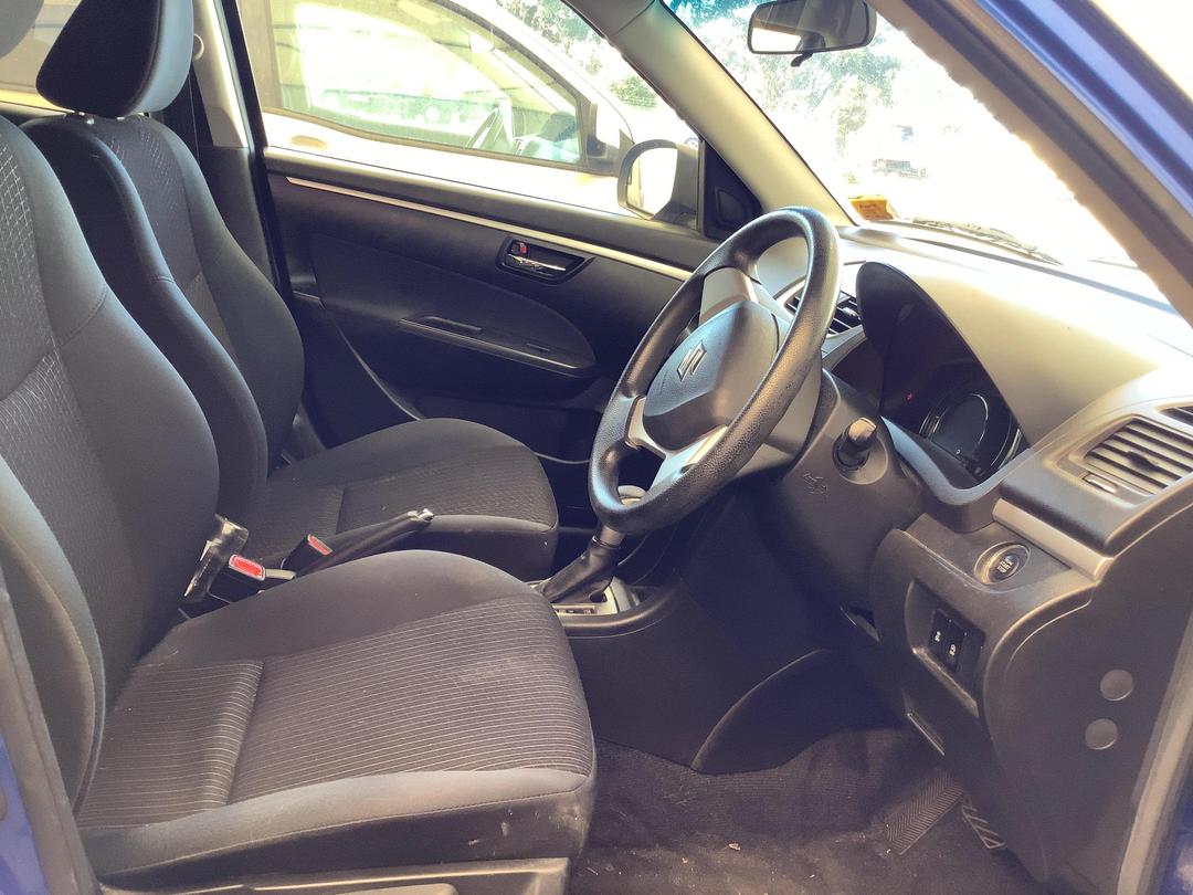 Photo '8' of Suzuki Swift