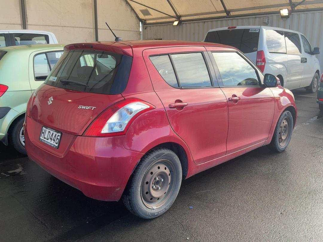 Photo '3' of Suzuki Swift Glxab Photo '3' of Suzuki Swift Glxab