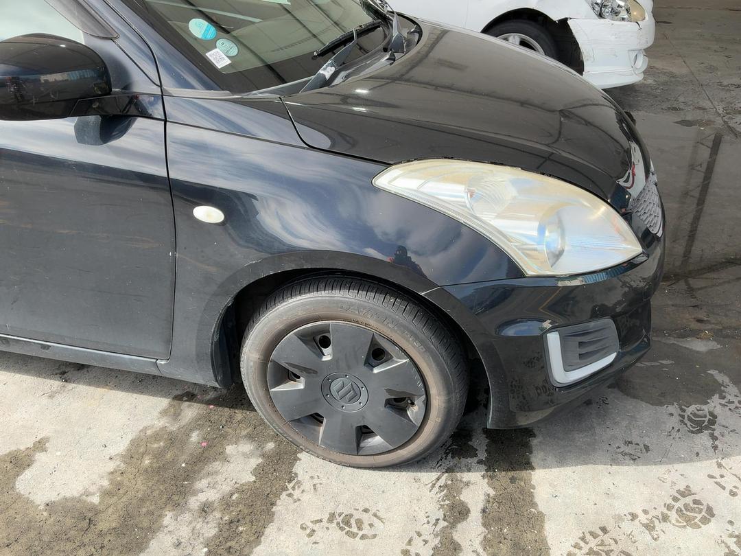Photo '3' of Suzuki Swift Photo '3' of Suzuki Swift