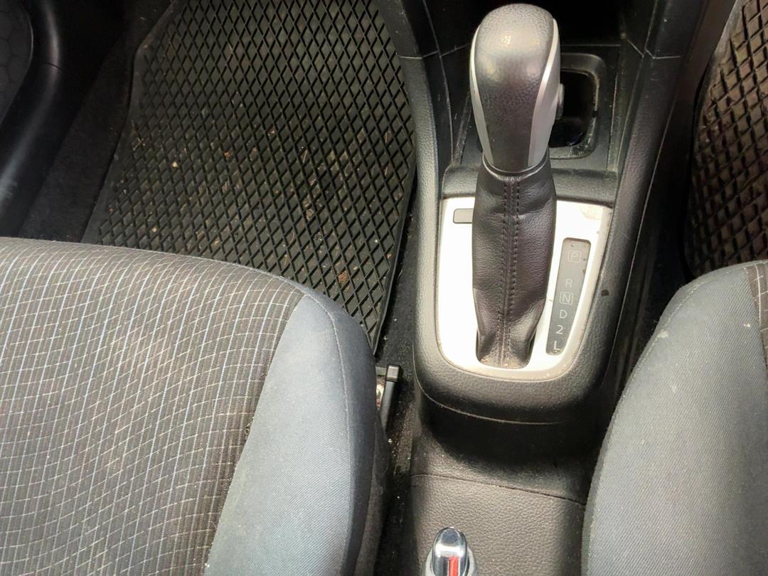 Photo '14' of Suzuki Swift Glxab Photo '14' of Suzuki Swift Glxab