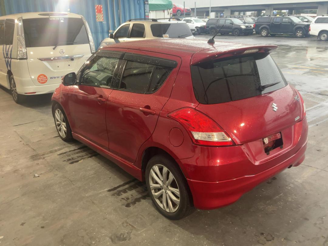 Photo '9' of Suzuki Swift Photo '9' of Suzuki Swift