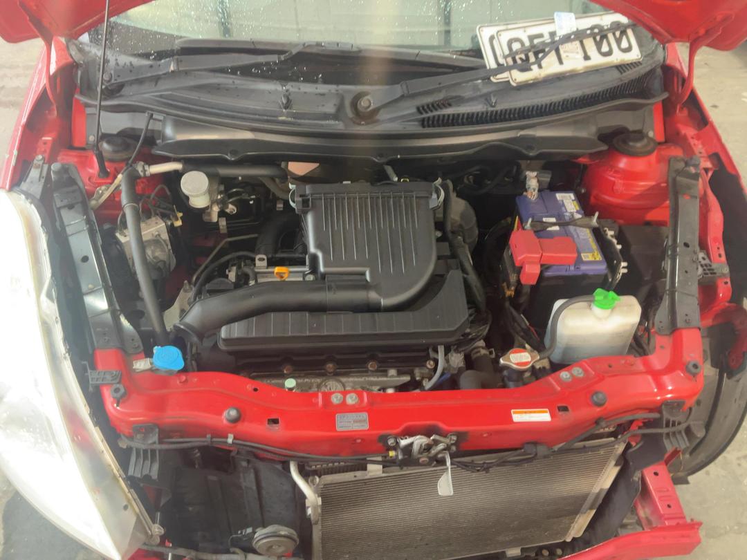 Photo '16' of Suzuki Swift Photo '16' of Suzuki Swift