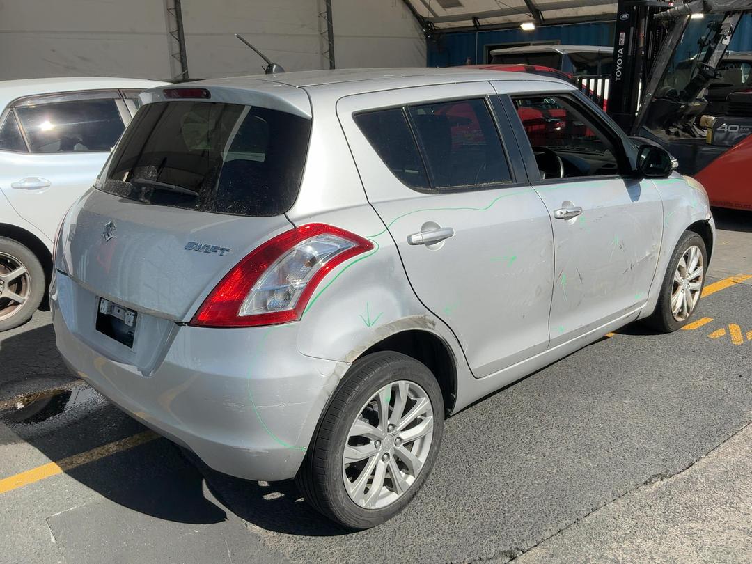 Photo '16' of Suzuki Swift Photo '16' of Suzuki Swift